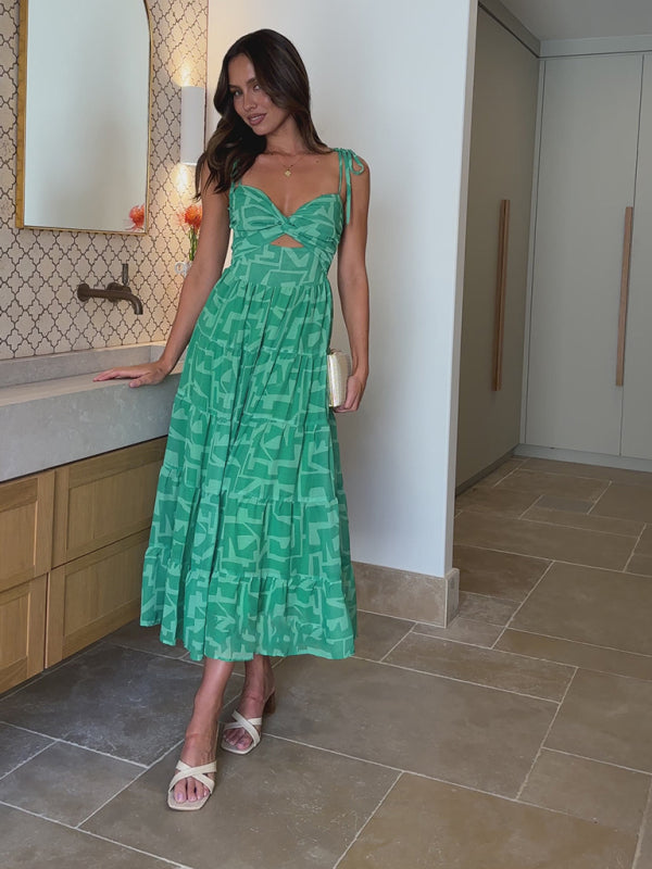 Women’s Elegant Green Pattern Maxi Dress with Sweetheart Neckline