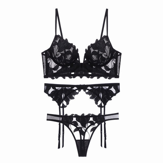 Women’s three-piece floral lace lingerie set with thong and garter belt – romantic and sexy