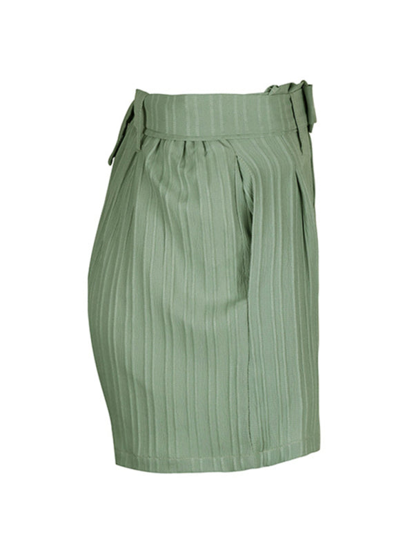 Women's Belted Pleated Shorts With Side Pockets